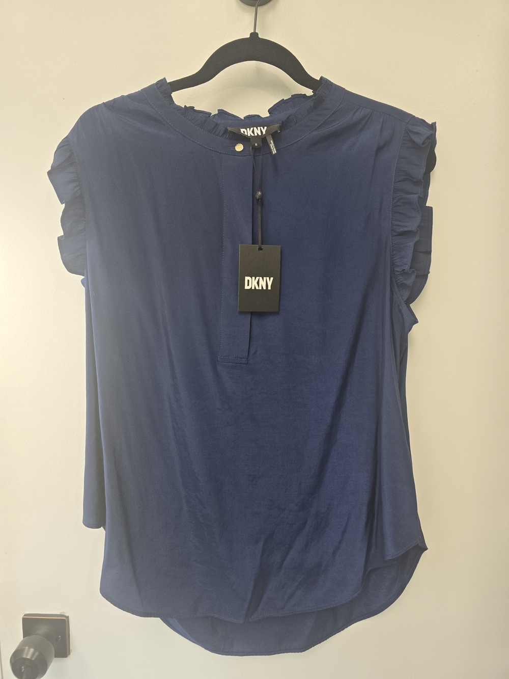 DKNY Navy Ruffle Sleeveless Women's Button Blouse-XL NWT